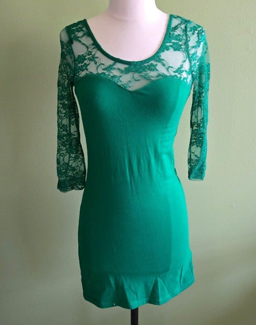 H&M Divided Green Lacey Bodycon Dress Size 6